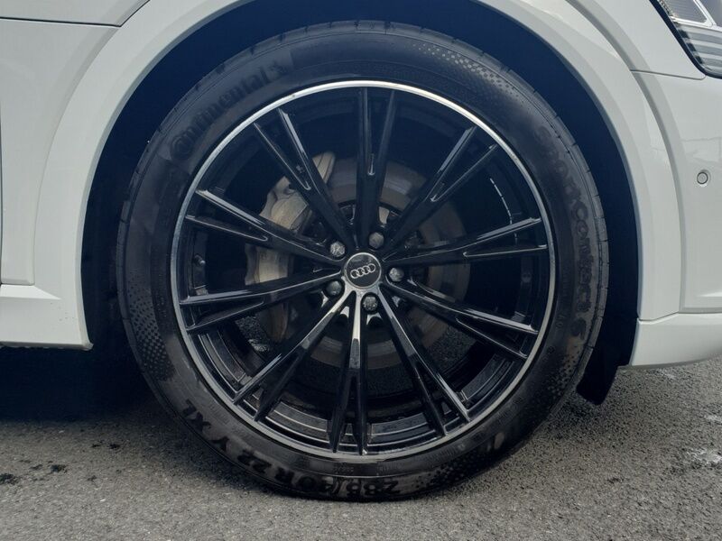 More views of Audi Q8 e-tron