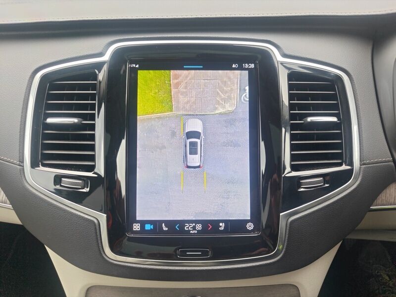 More views of Volvo XC90