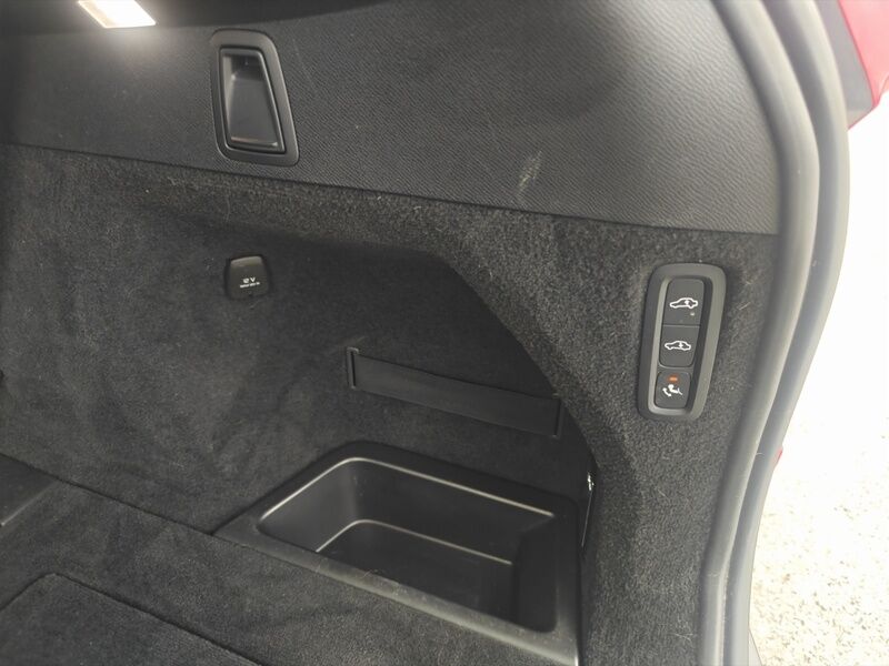 More views of Volvo XC90