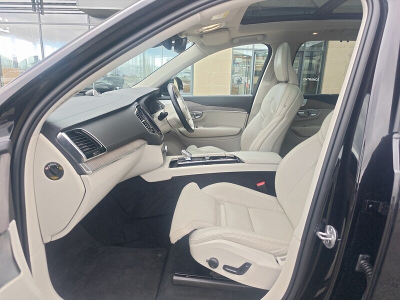 More views of Volvo XC90