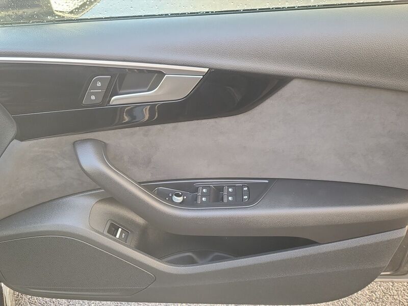 More views of Audi A4