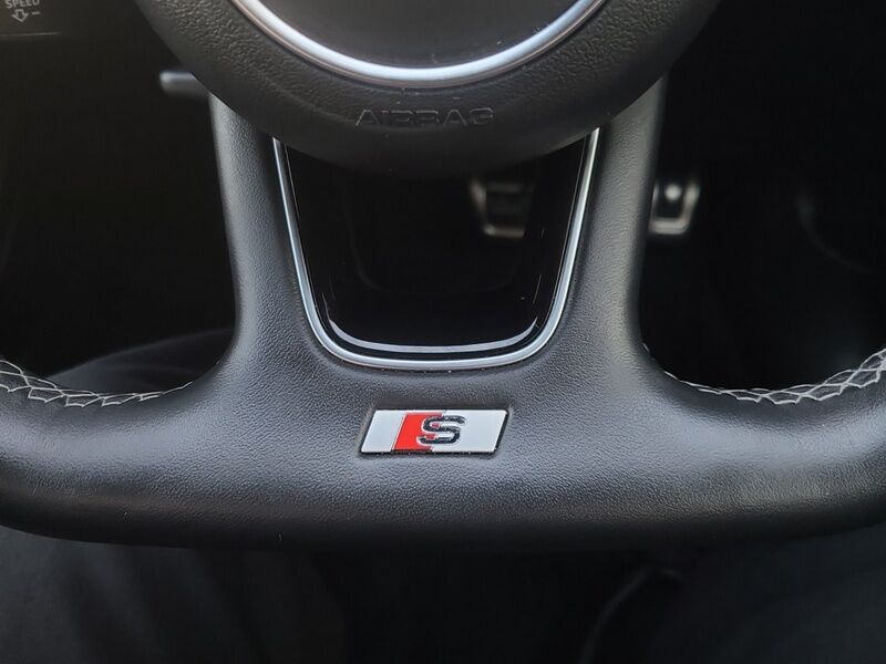 More views of Audi A4