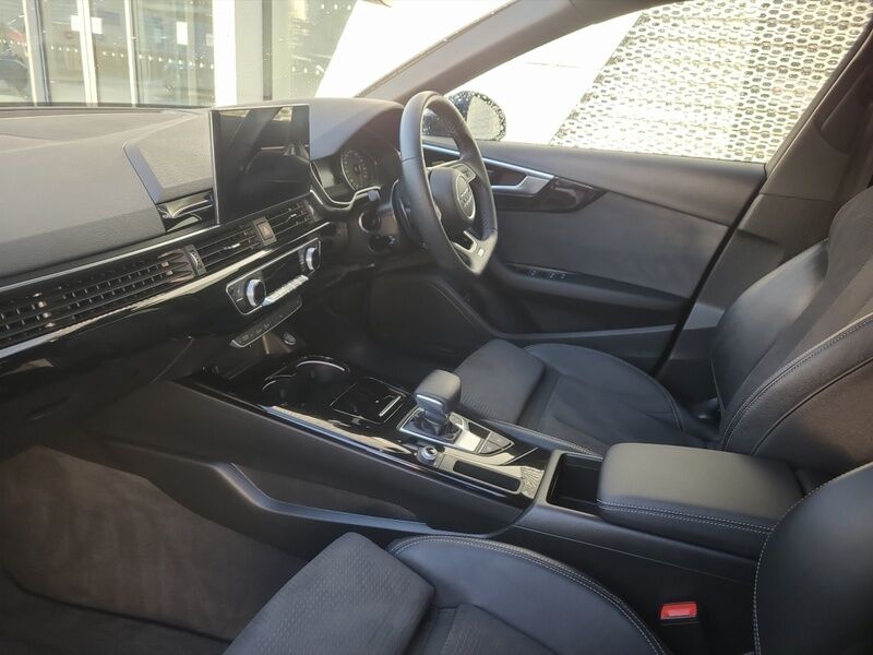 More views of Audi A4