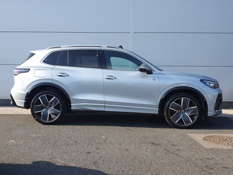 More views of Volkswagen Tiguan