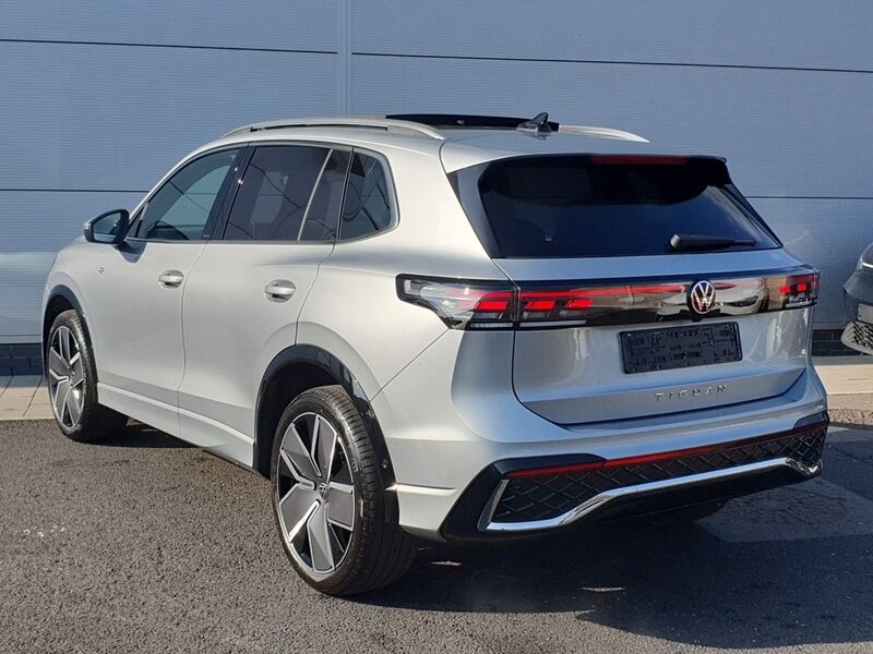 More views of Volkswagen Tiguan