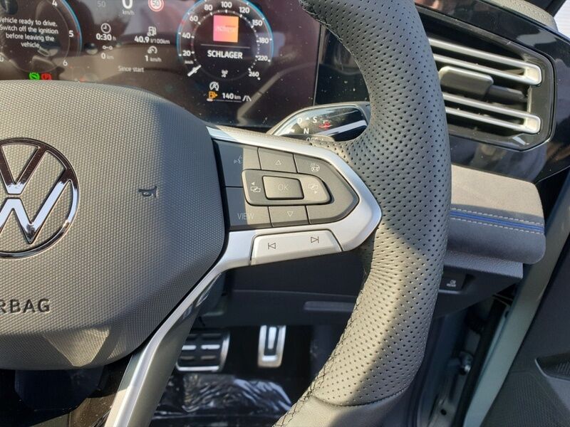 More views of Volkswagen Tiguan