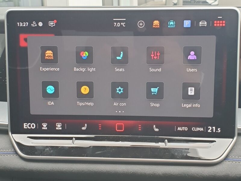 More views of Volkswagen Tayron