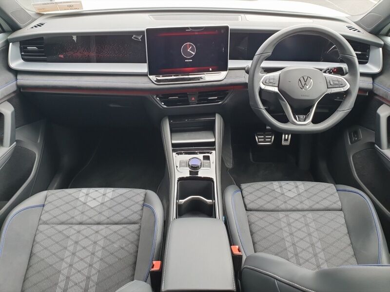 More views of Volkswagen Tayron