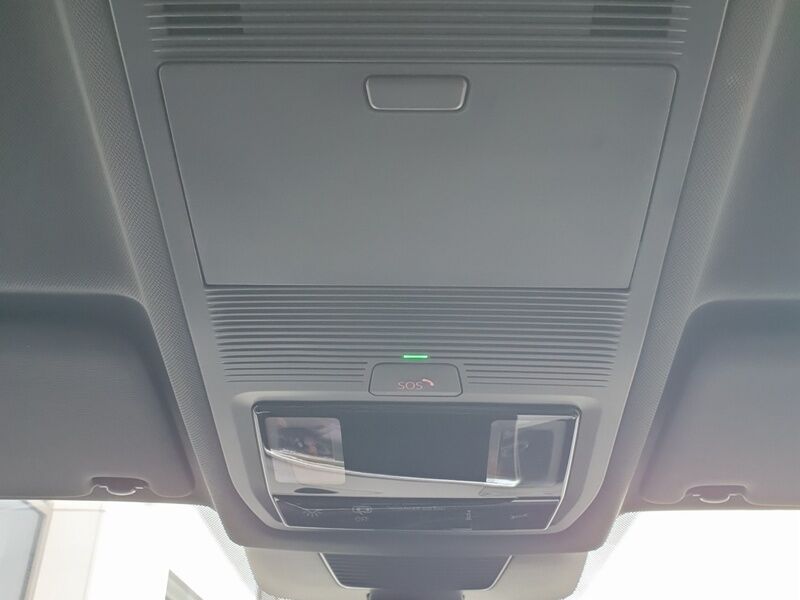 More views of Volkswagen Tayron