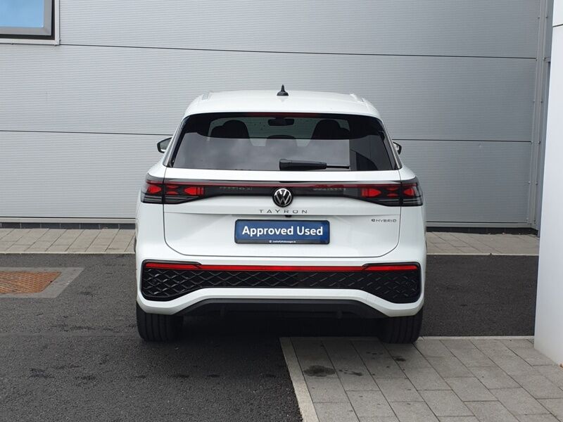 More views of Volkswagen Tayron