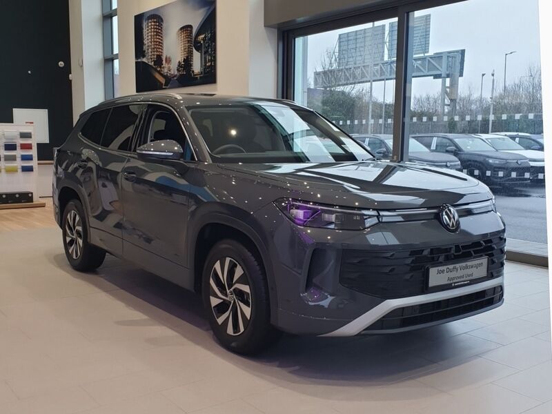 More views of Volkswagen Tayron