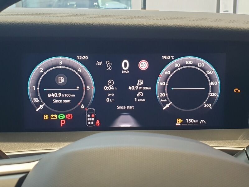 More views of Volkswagen Tayron