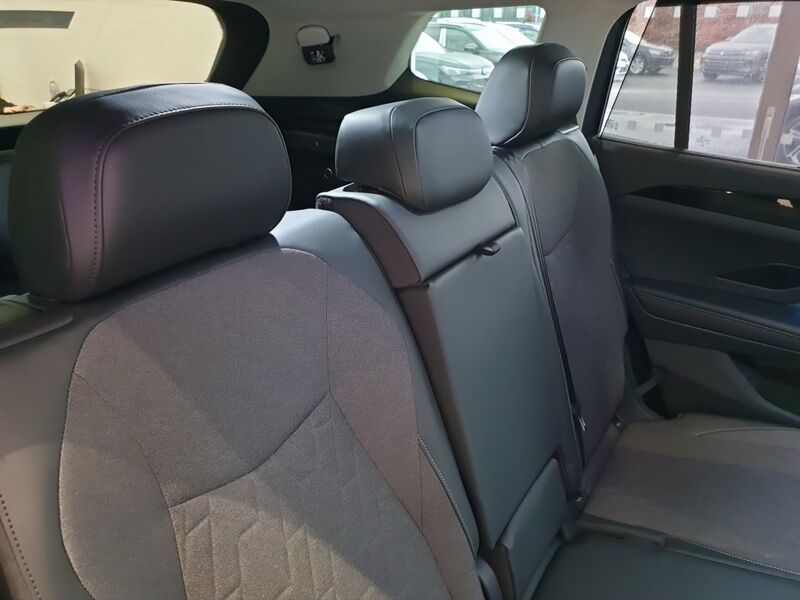 More views of Volkswagen Tayron