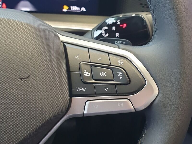 More views of Volkswagen Tayron