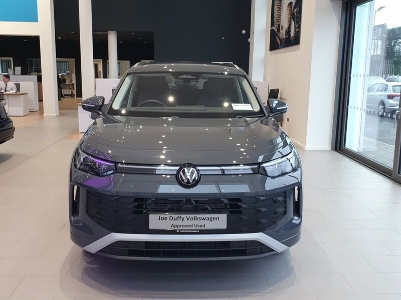 More views of Volkswagen Tayron