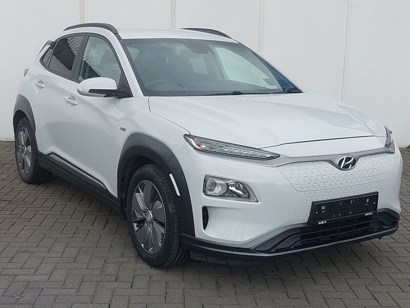 More views of Hyundai KONA