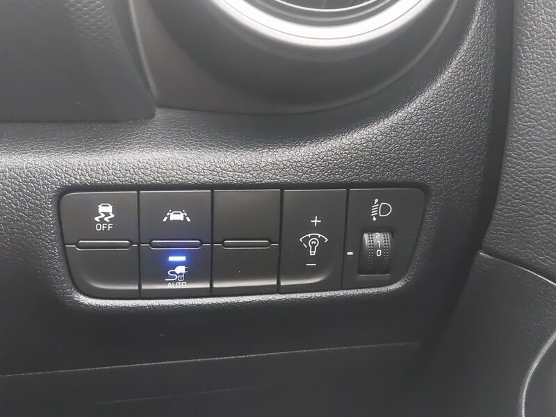 More views of Hyundai KONA