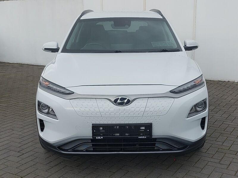 More views of Hyundai KONA