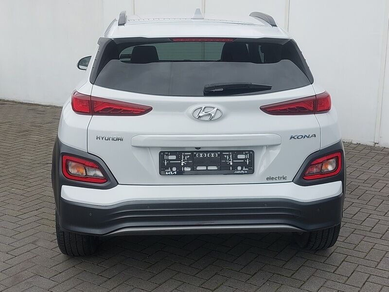 More views of Hyundai KONA