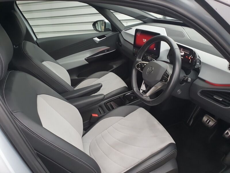 More views of Volkswagen ID.3