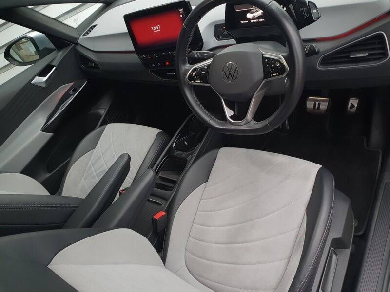 More views of Volkswagen ID.3