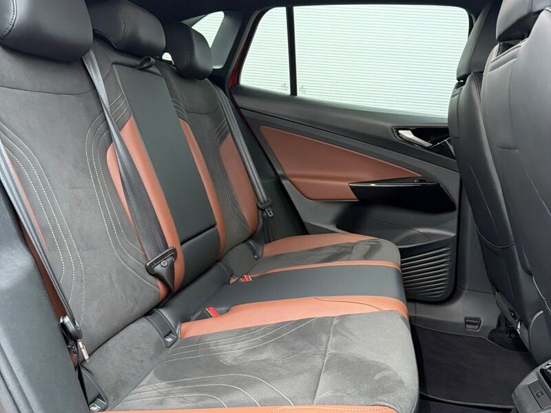 More views of Volkswagen ID.4