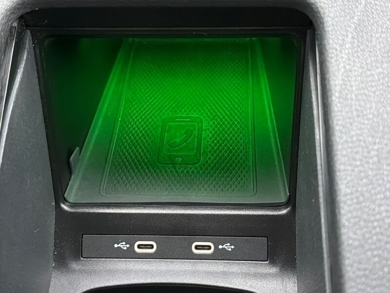 More views of Volkswagen ID.4