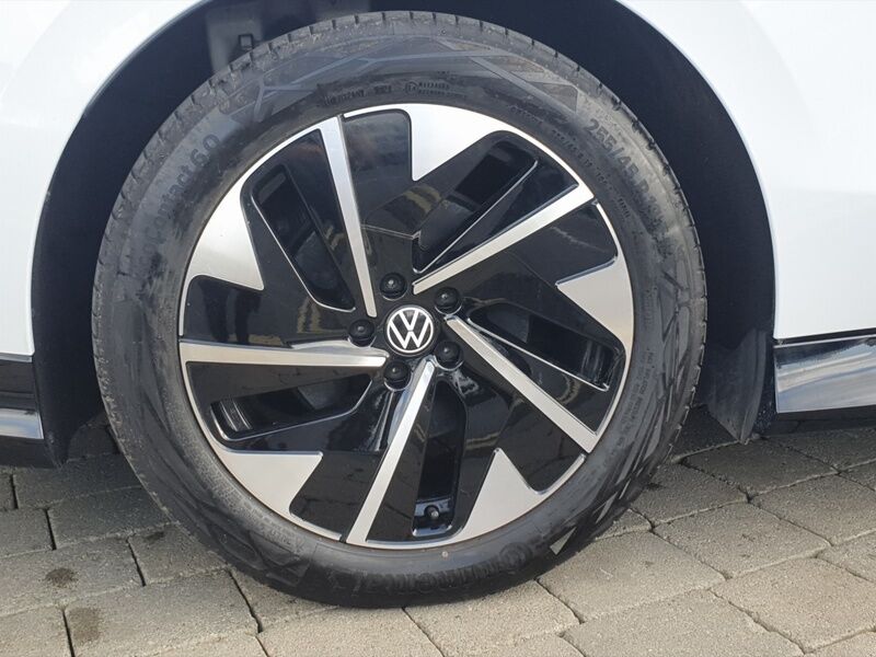More views of Volkswagen ID.7
