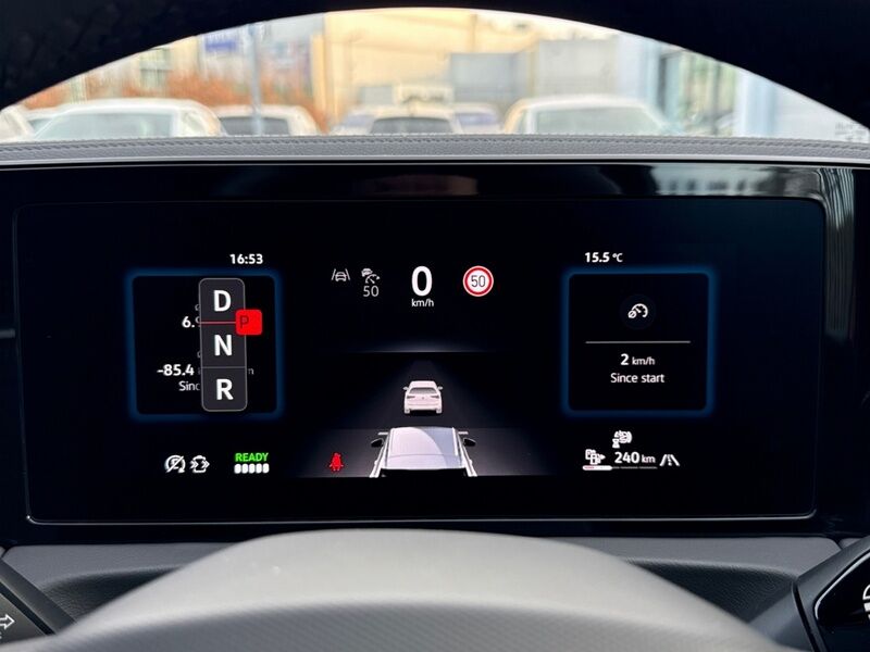 More views of Volkswagen Tiguan