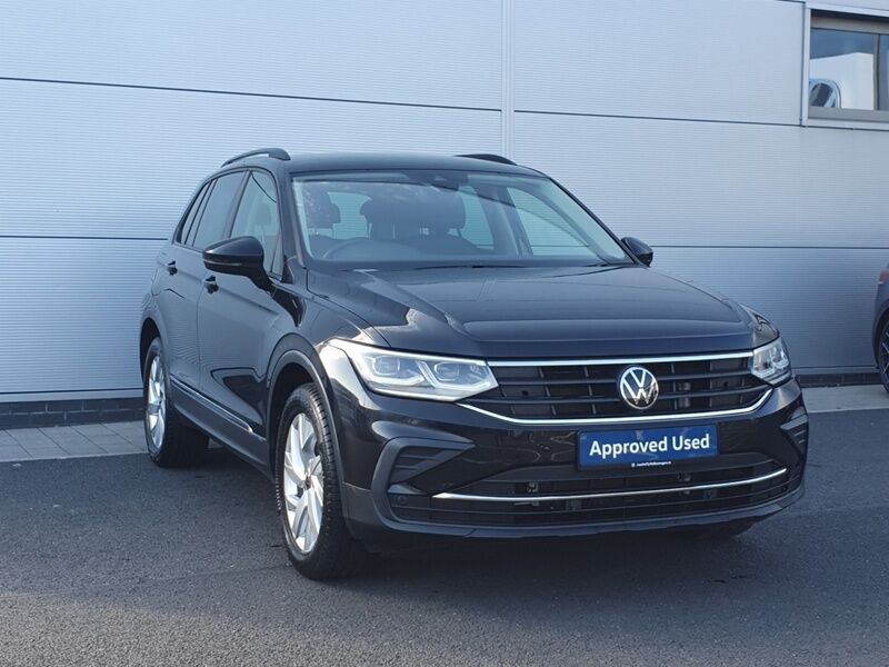 More views of Volkswagen Tiguan