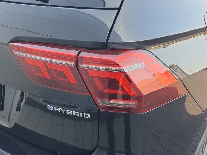 More views of Volkswagen Tiguan