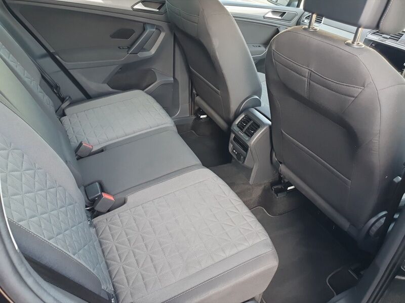 More views of Volkswagen Tiguan