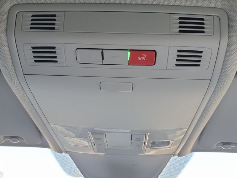 More views of Volkswagen Tiguan