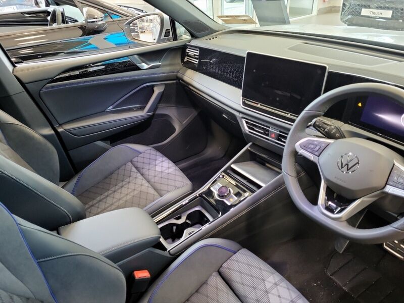 More views of Volkswagen Tiguan