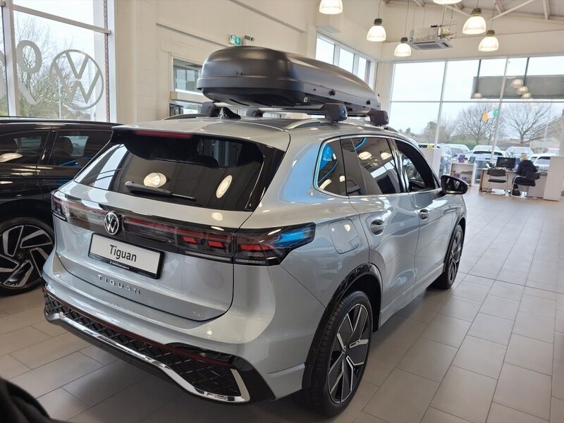 More views of Volkswagen Tiguan
