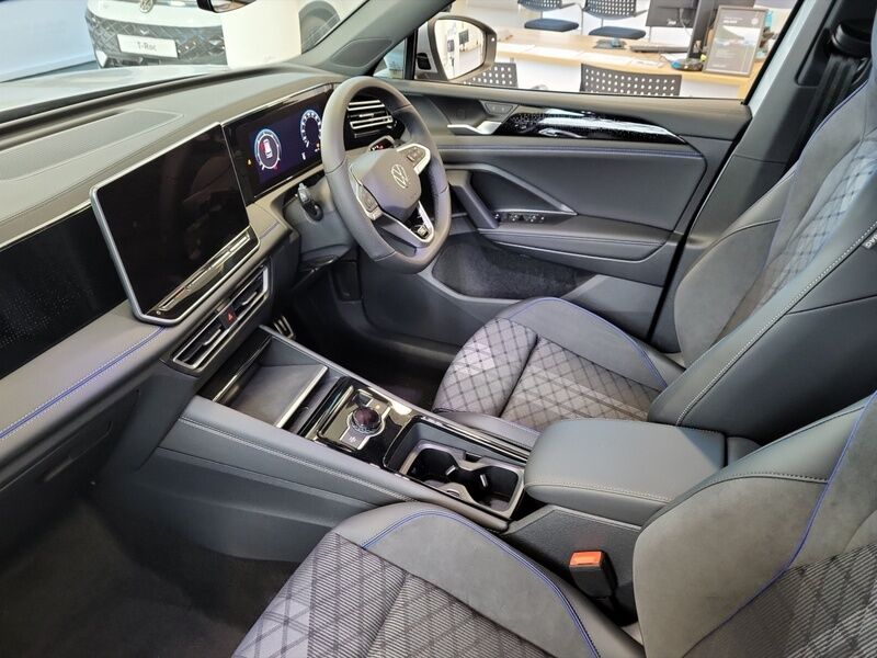 More views of Volkswagen Tiguan