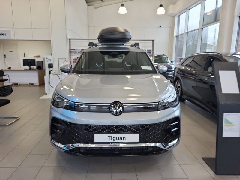 More views of Volkswagen Tiguan