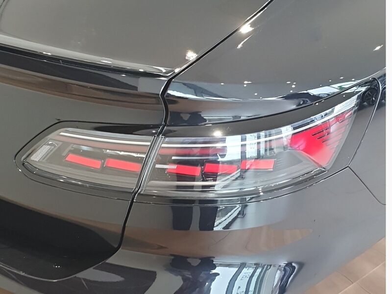 More views of Volkswagen Arteon