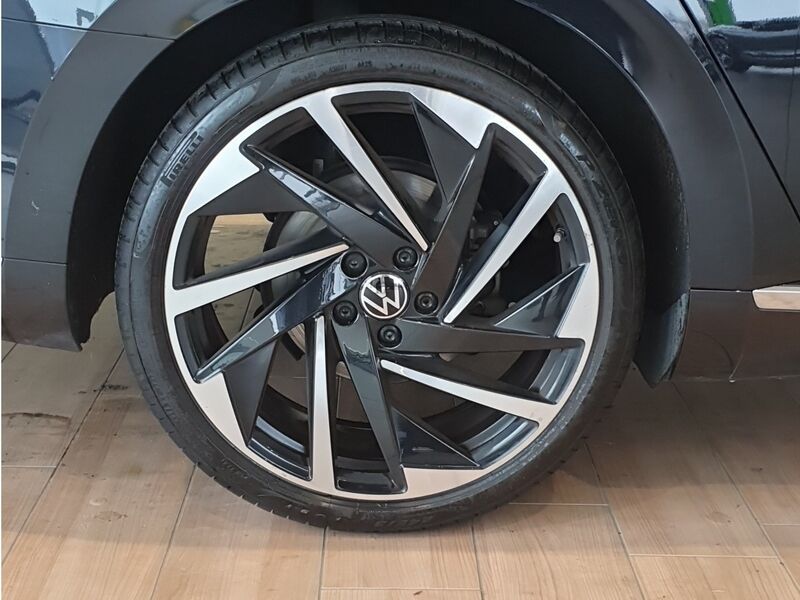 More views of Volkswagen Arteon