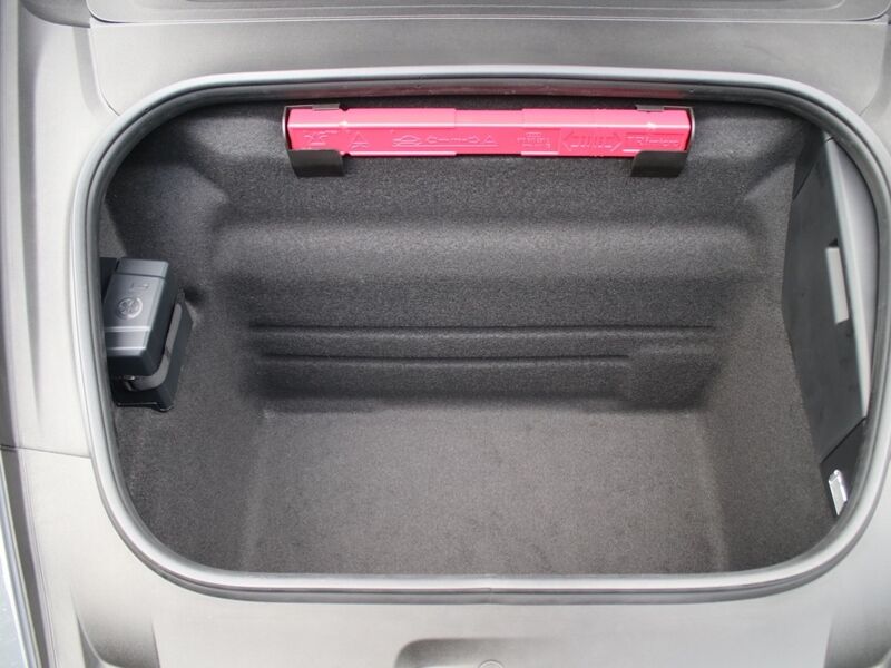 More views of Porsche 911