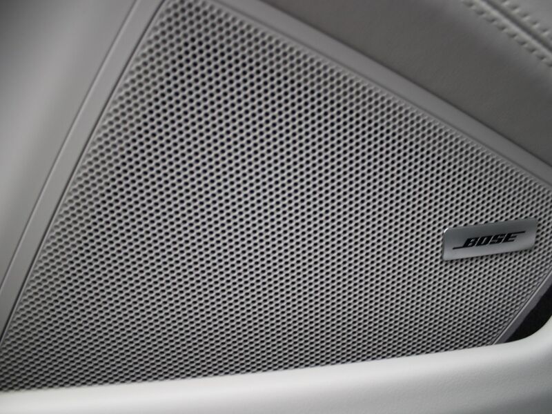 More views of Porsche 911