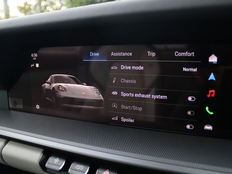 More views of Porsche 911