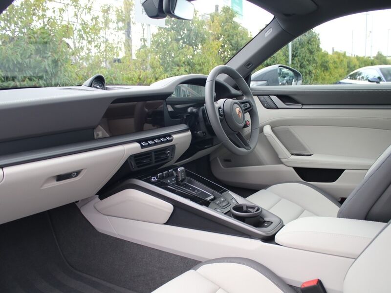 More views of Porsche 911