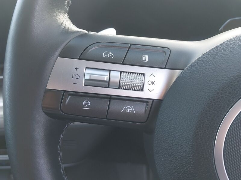 More views of Hyundai KONA