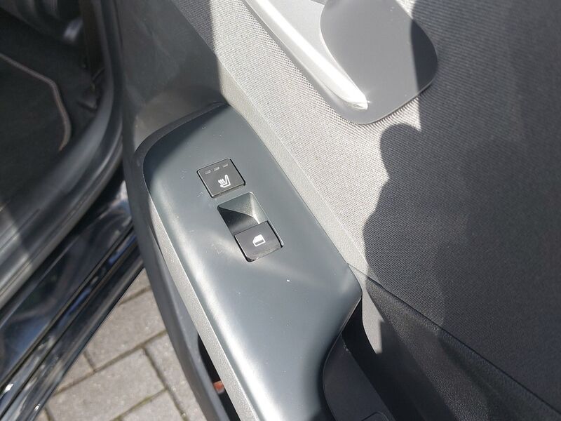 More views of Hyundai KONA