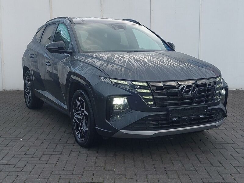 More views of Hyundai Tucson