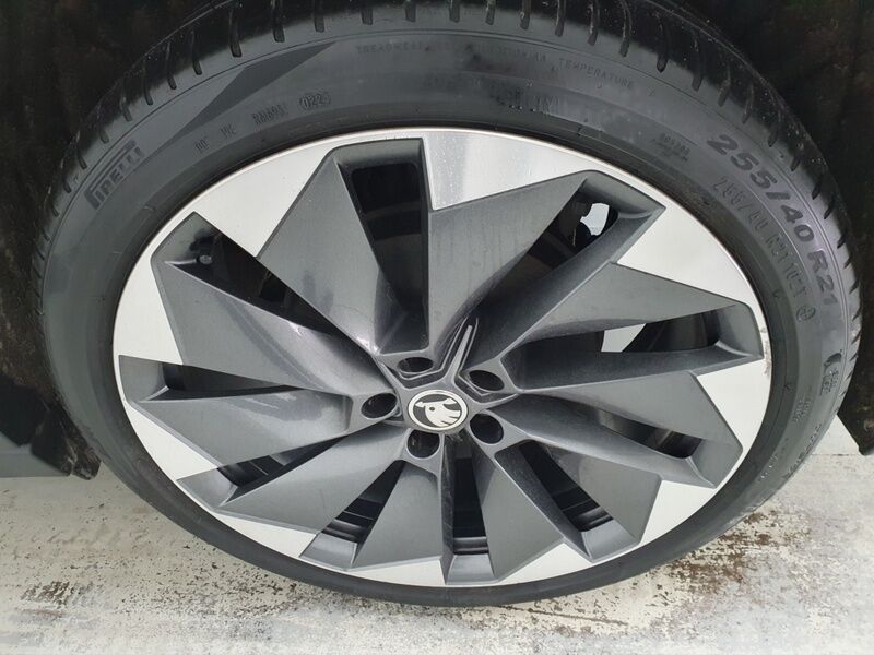 More views of Skoda Enyaq