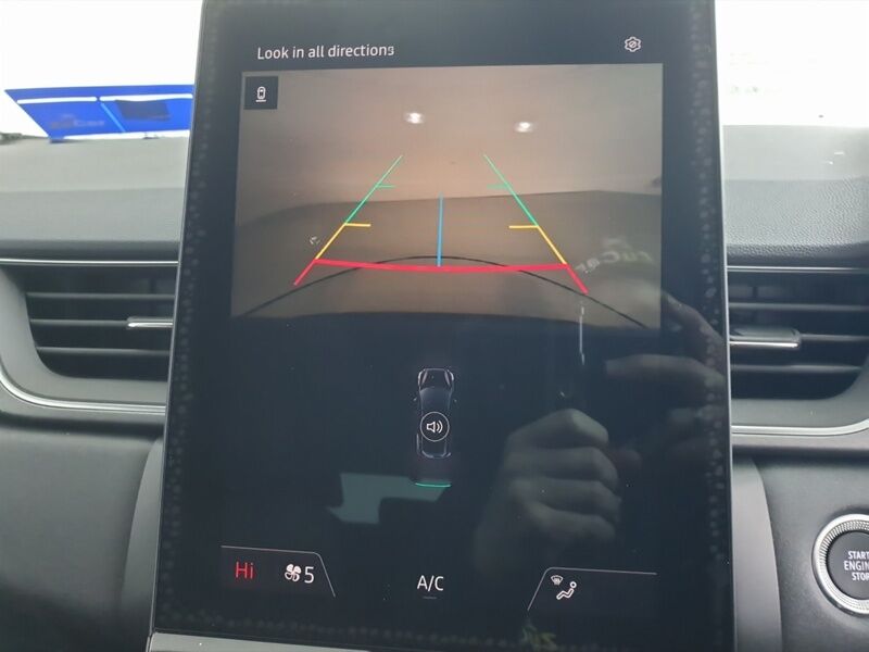 More views of Renault Captur