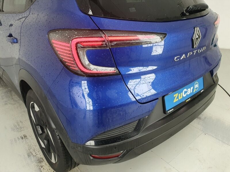 More views of Renault Captur