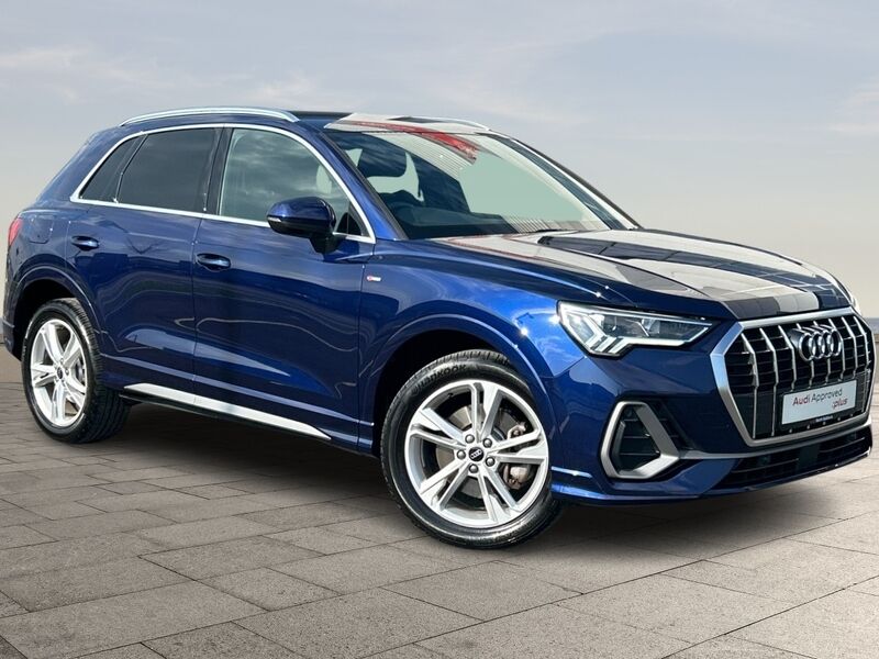 More views of Audi Q3